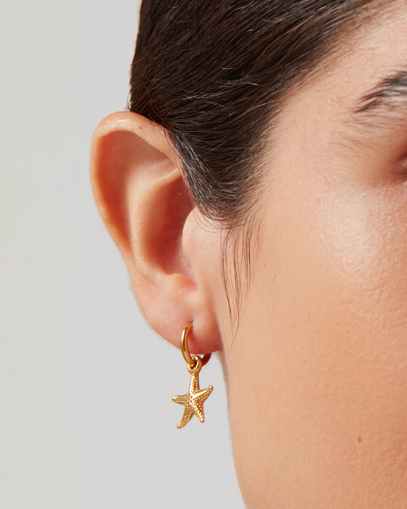 Jenny Bird Canada Gold and Pearl Waterproof Summer Huggie Hoop Charm Earrings for Women