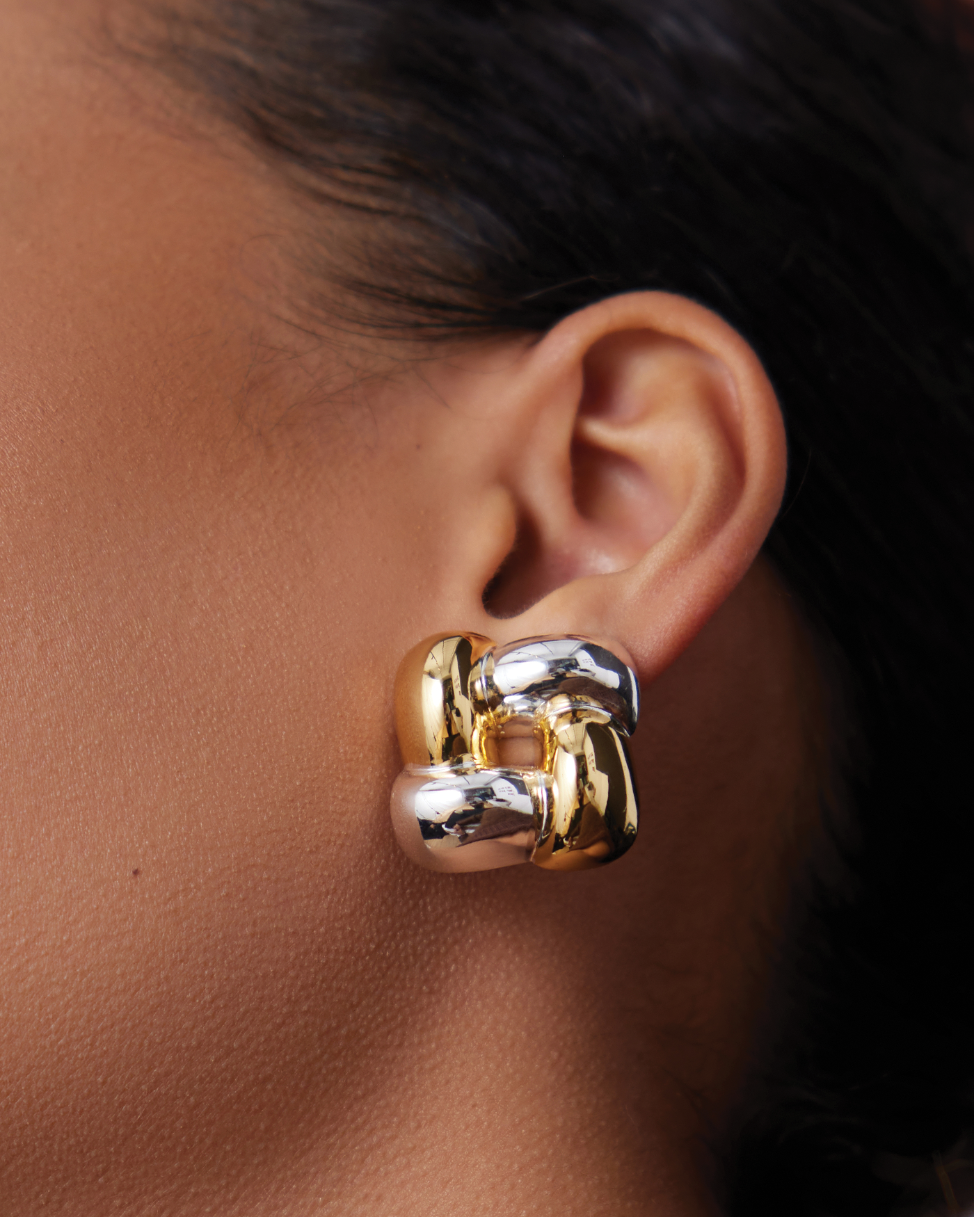 Medium Woven Square Earrings