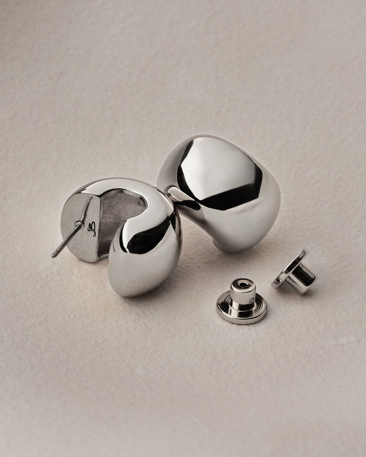 Small Gemma Hoop Earrings