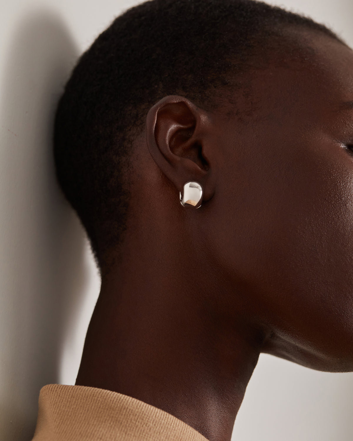 Mini Gemma Hoop Earrings