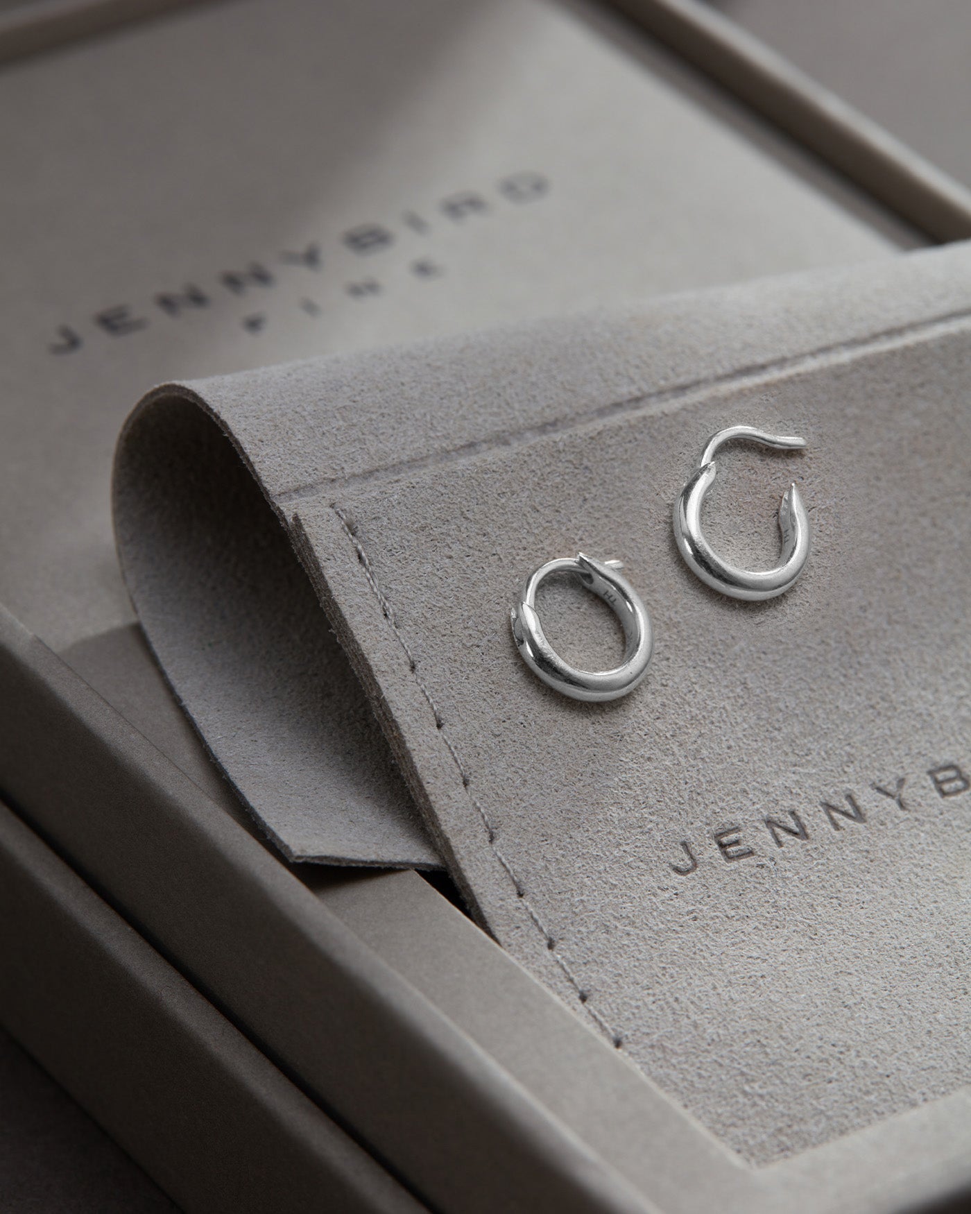 Jenny Bird Canada 14 Karat White Gold Hoop Huggie Earrings for Women