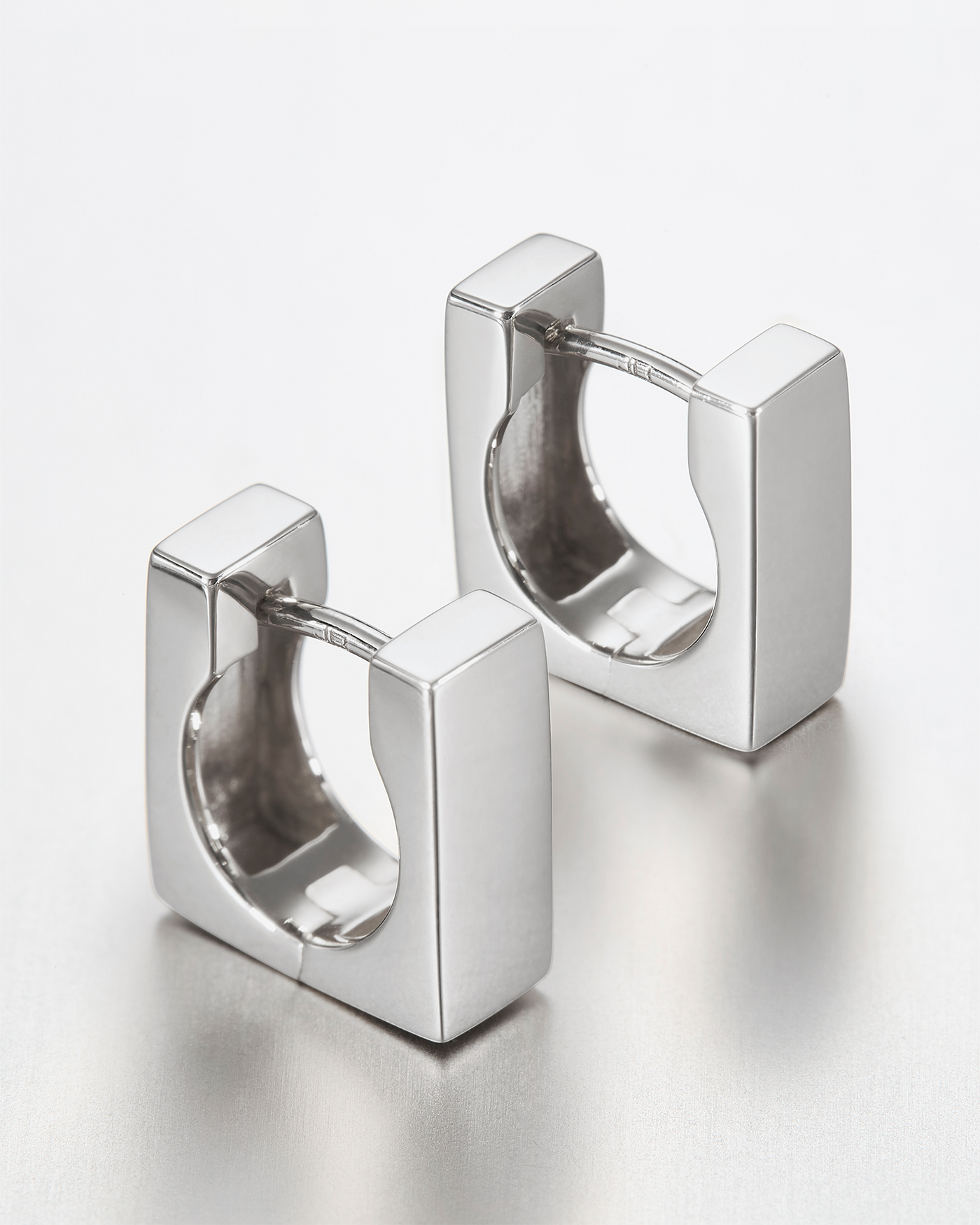 14K White Gold Square Huggie Earrings