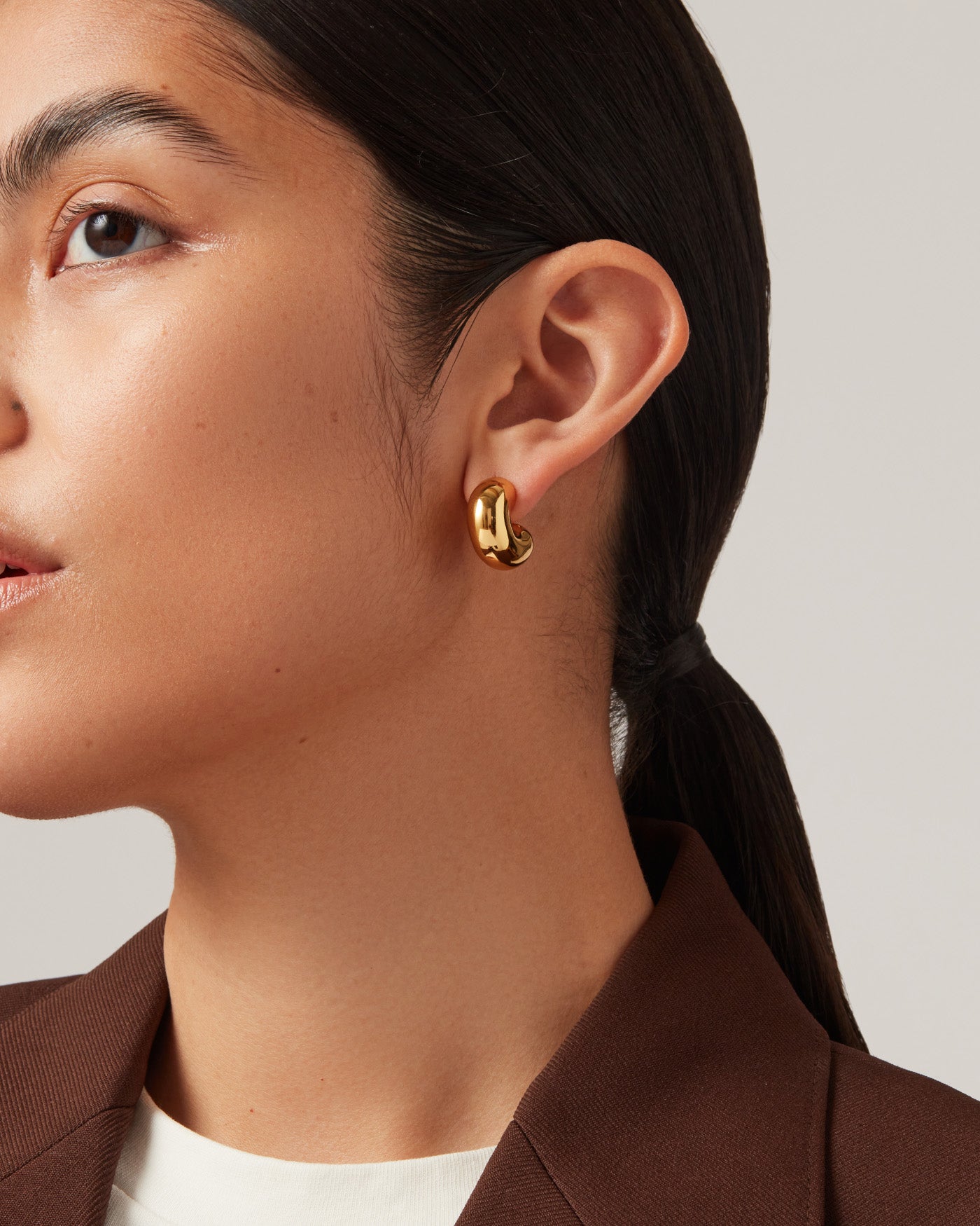 Jenny Bird Canada Tome Medium Gold Hoop Earrings for Women