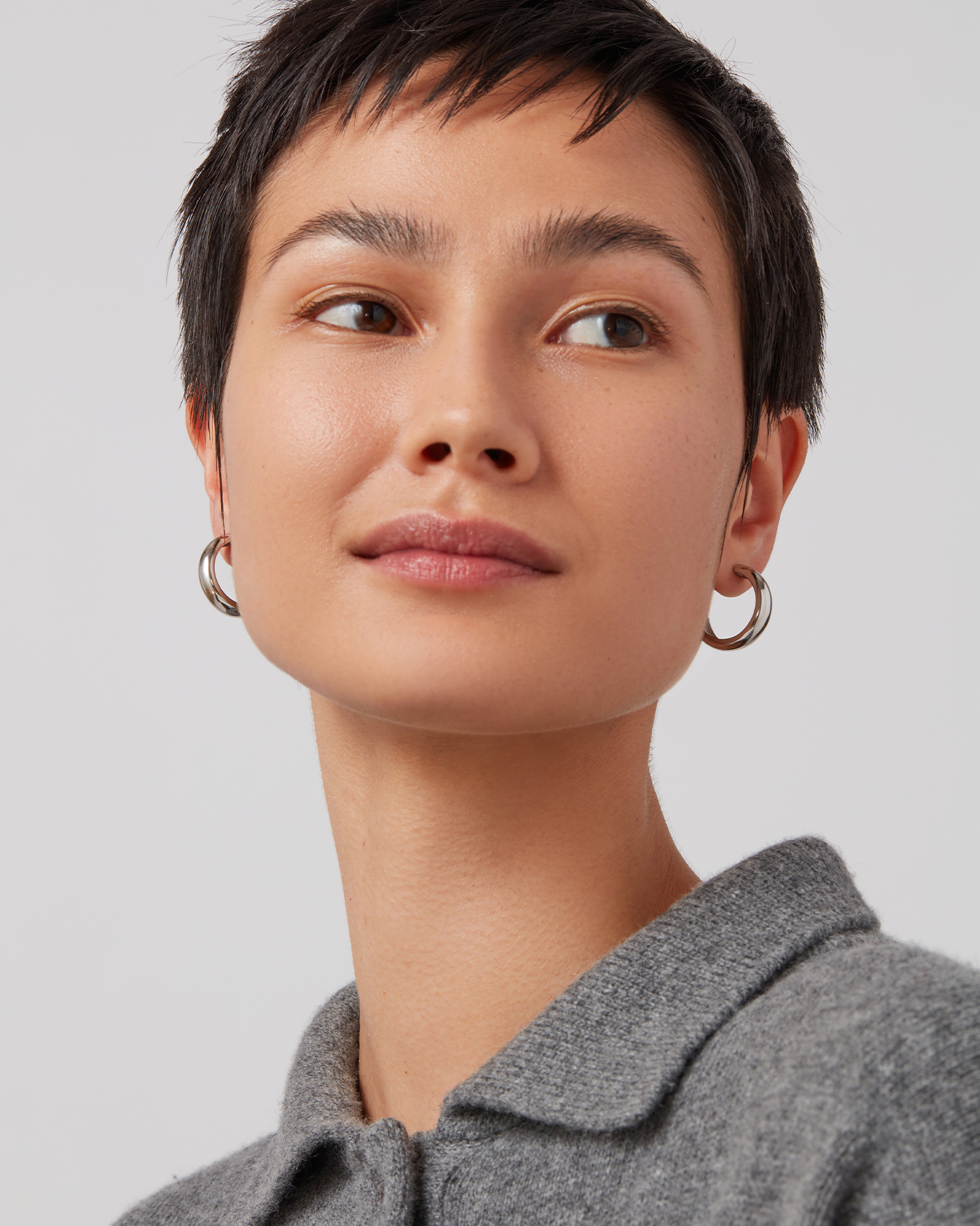 Staple Hoop Earrings - Medium