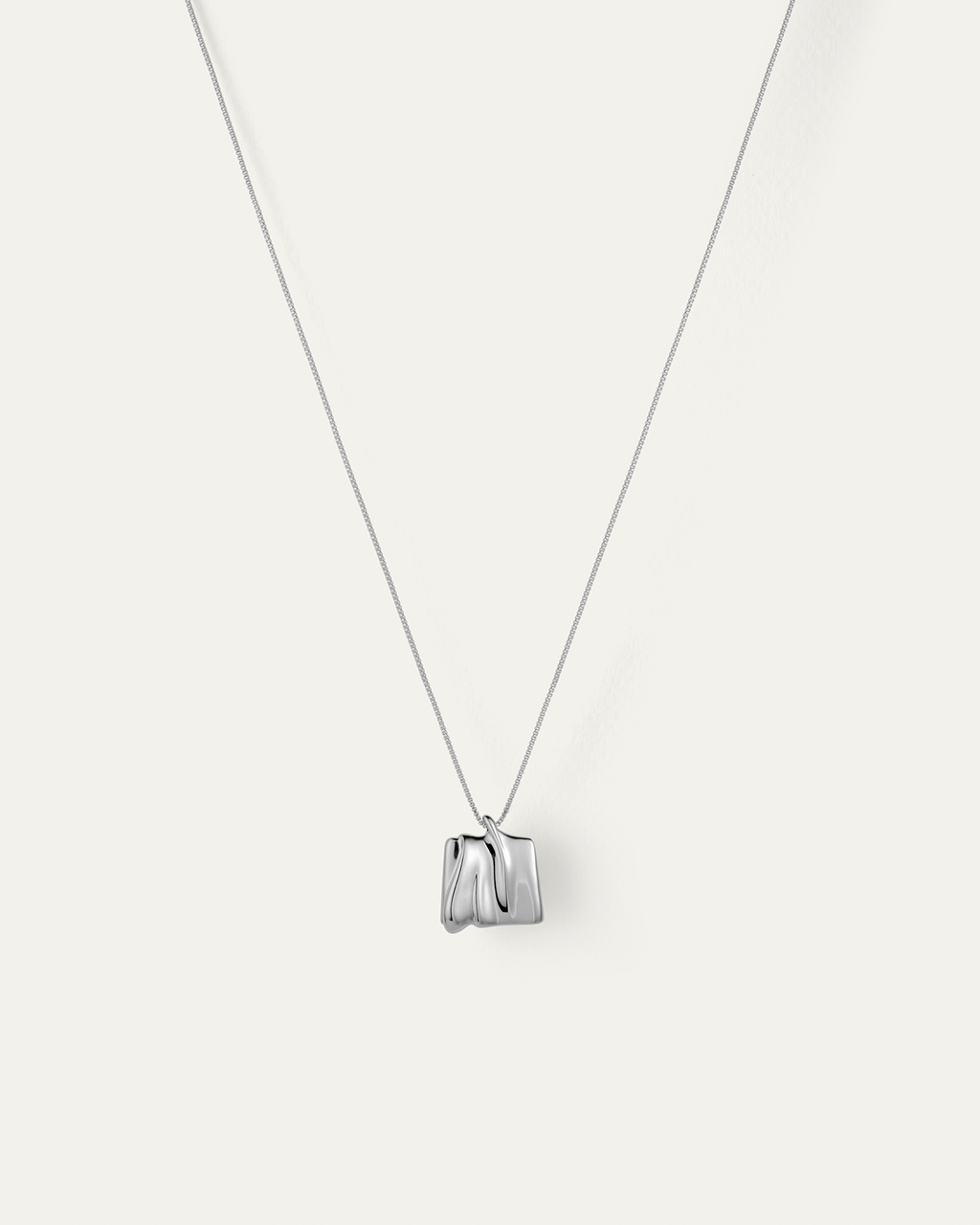 Sundra Small Pendant Necklace | Silver Pendant Chains | JENNY BIRD