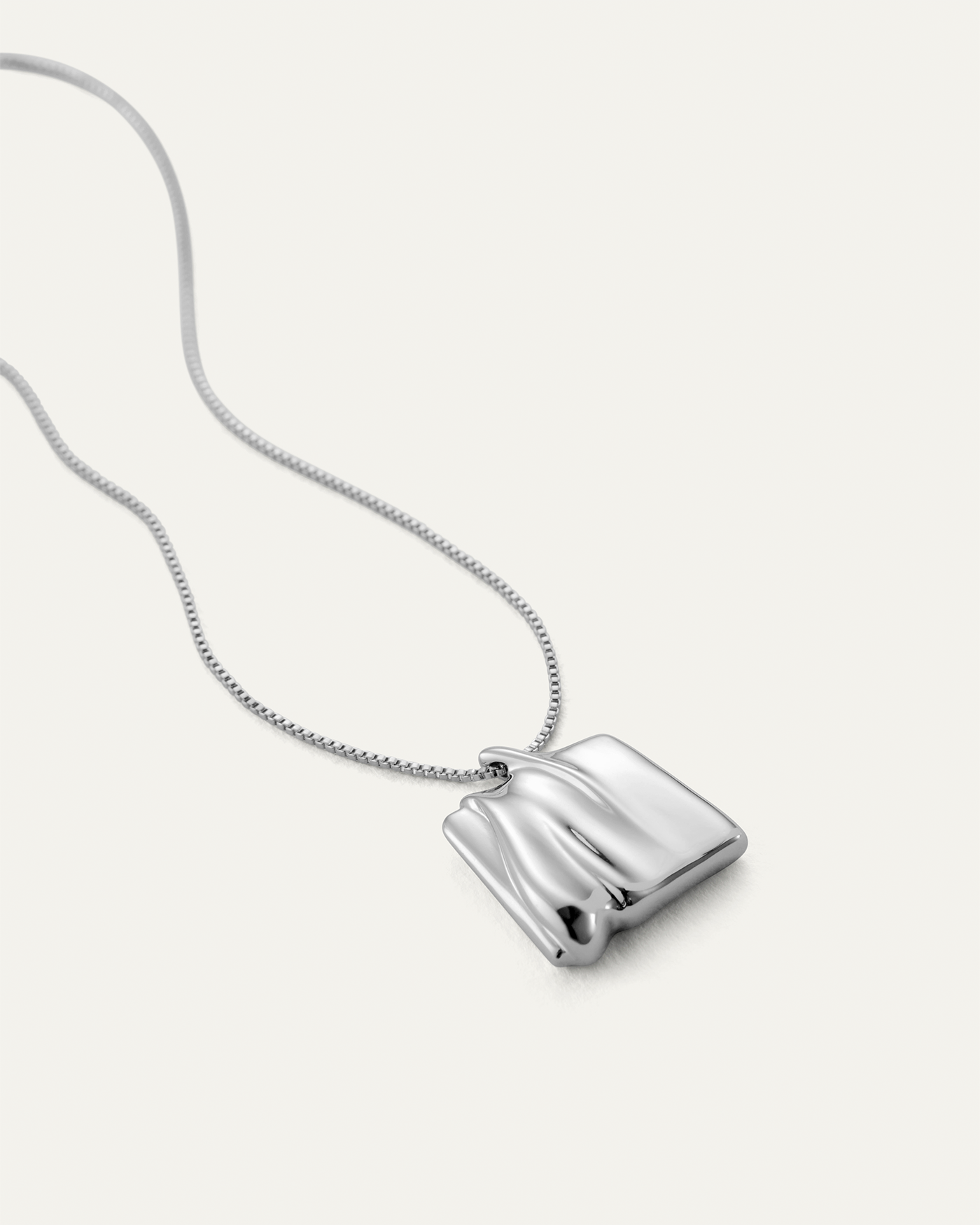 Small Sundra Pendant Necklace