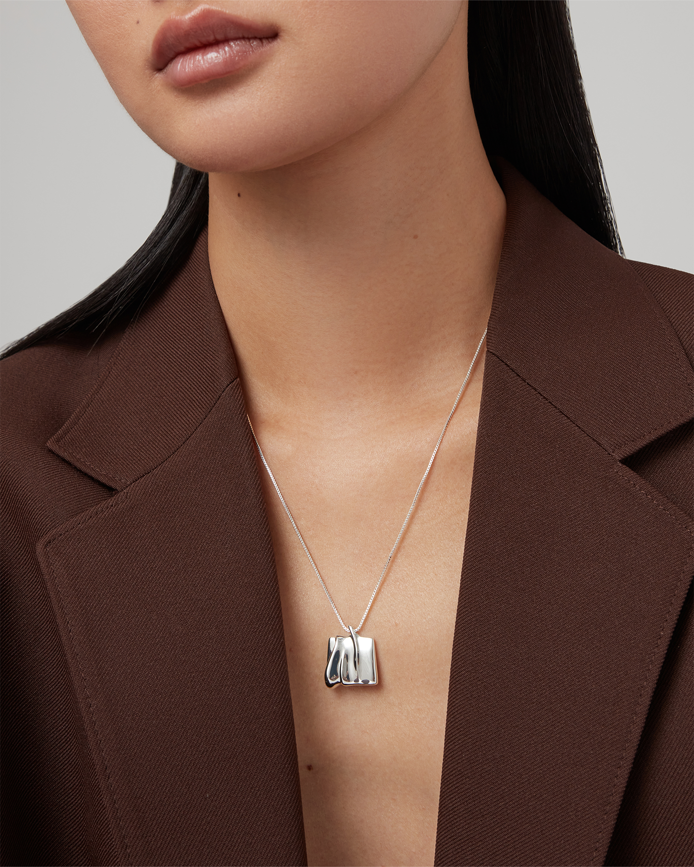 Small Sundra Pendant Necklace