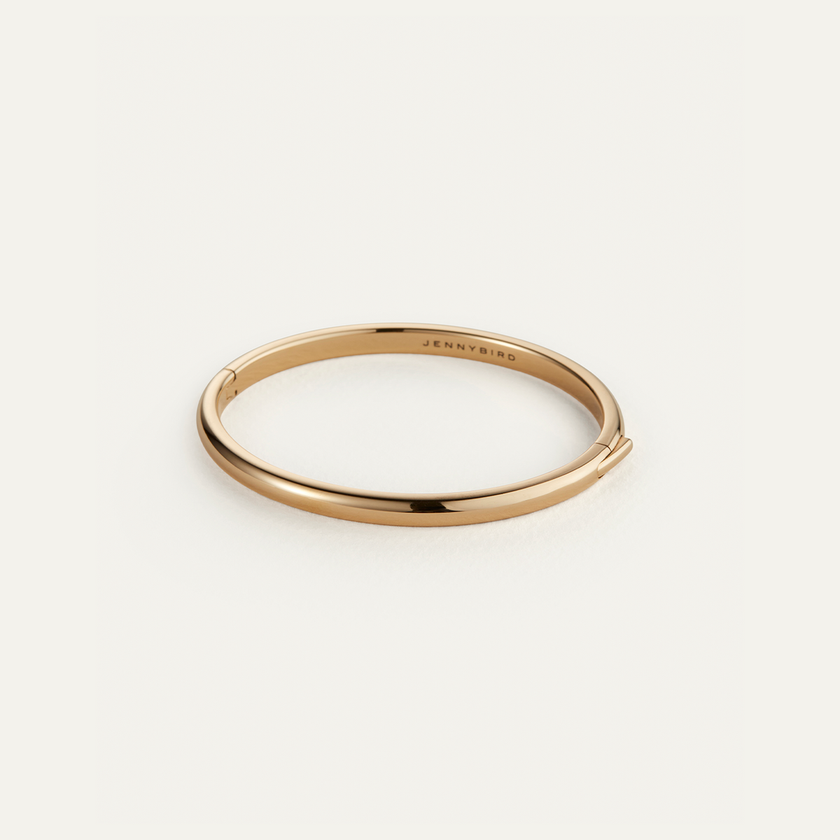 JB2143_RemiBangle_HPG_1.png? JB2143_RemiBangle_HPG_1.png?