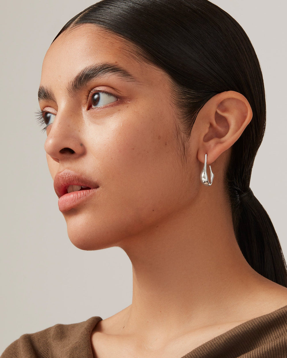 Unique Hoops Colette Hoop Earrings | Small Silver Unique Hoops | JENNY BIRD Canada