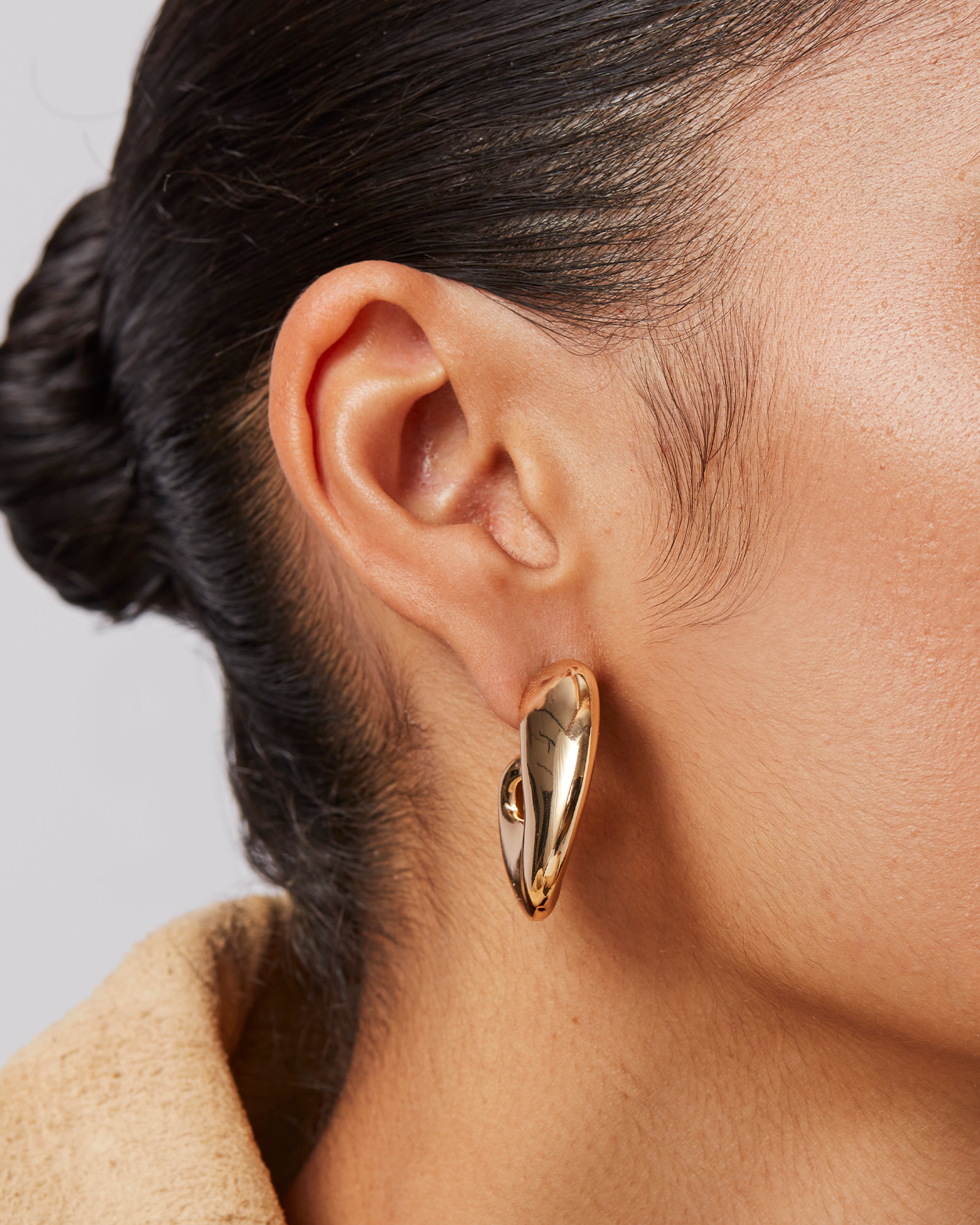 Gigi Hoop Earrings