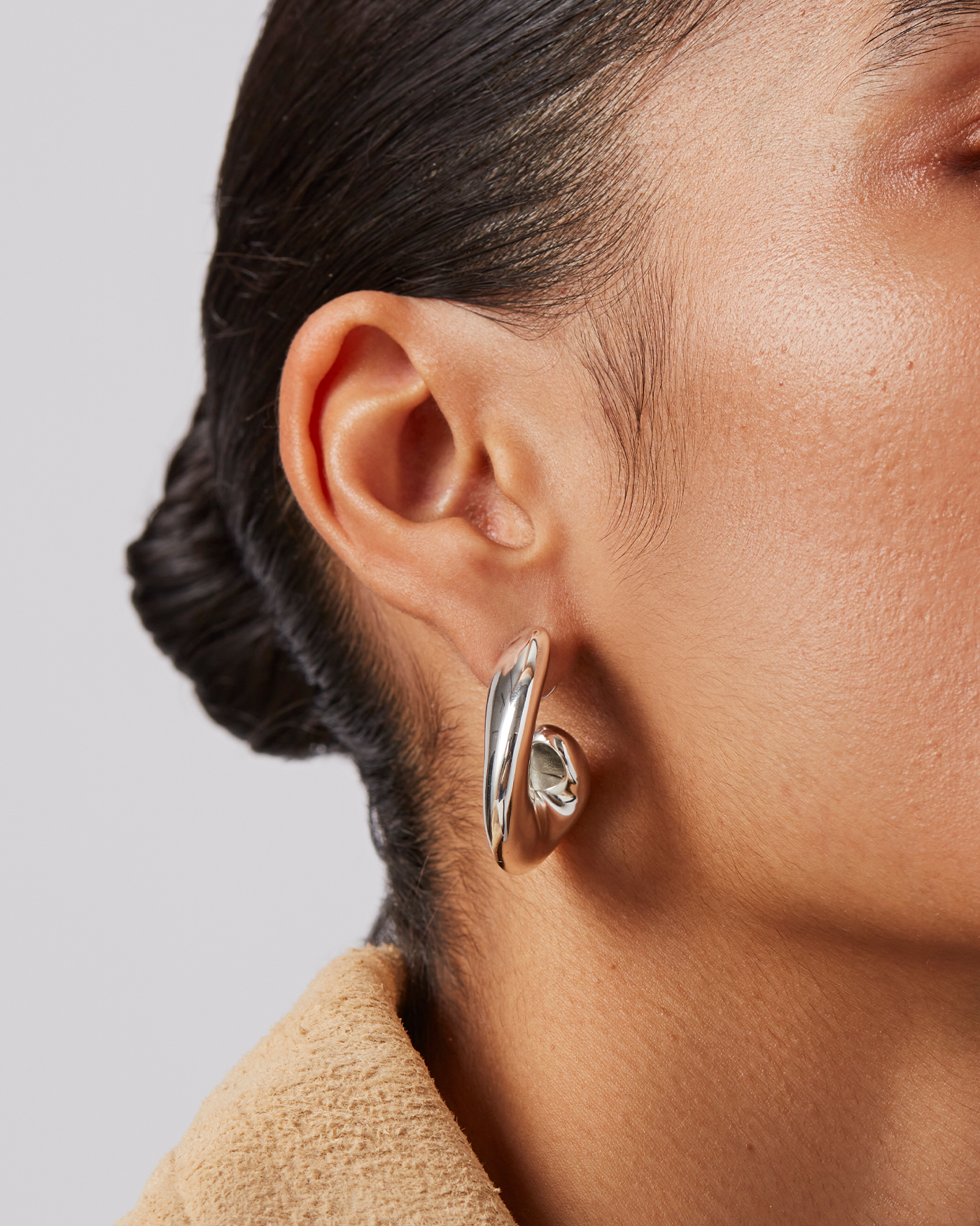 Gigi Hoop Earrings