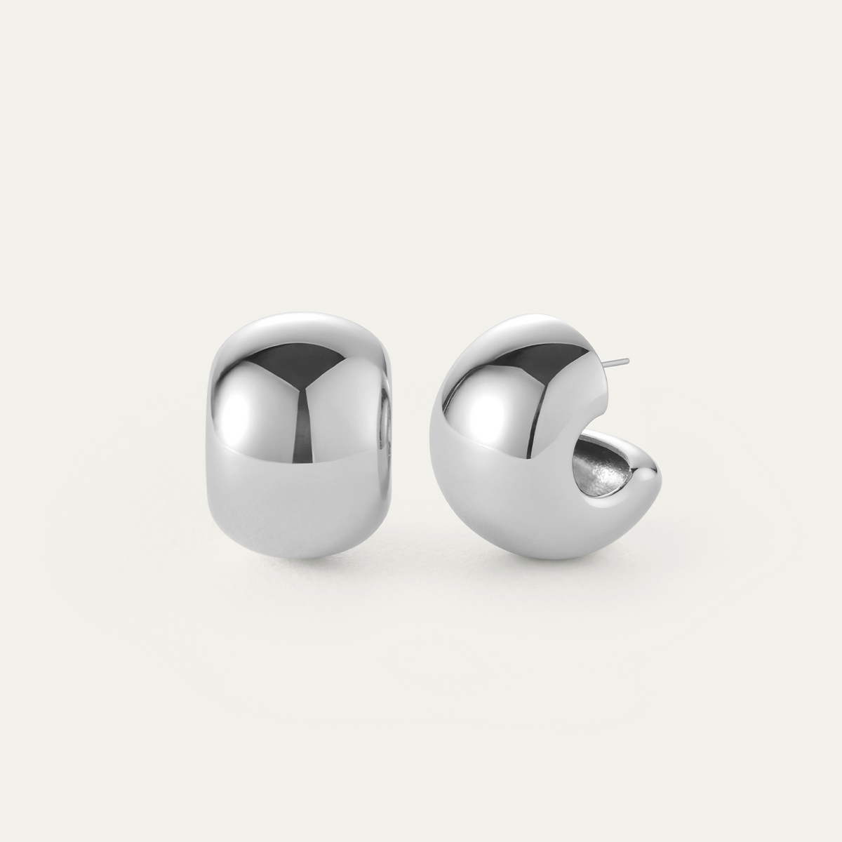 Gemma Hoops | Silver Wide Hoop Earrings | JENNY BIRD Canada