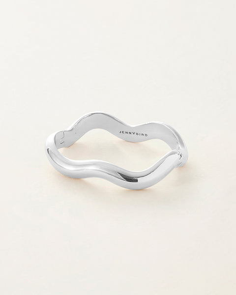 Ola Silver Bangle | Wavy Bangle Bracelet | JENNY BIRD Canada