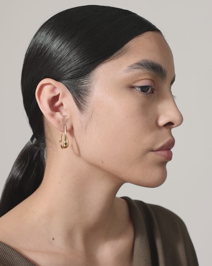 Colette Hoop Earrings | Small Gold Unique Hoops | JENNY BIRD Canada
